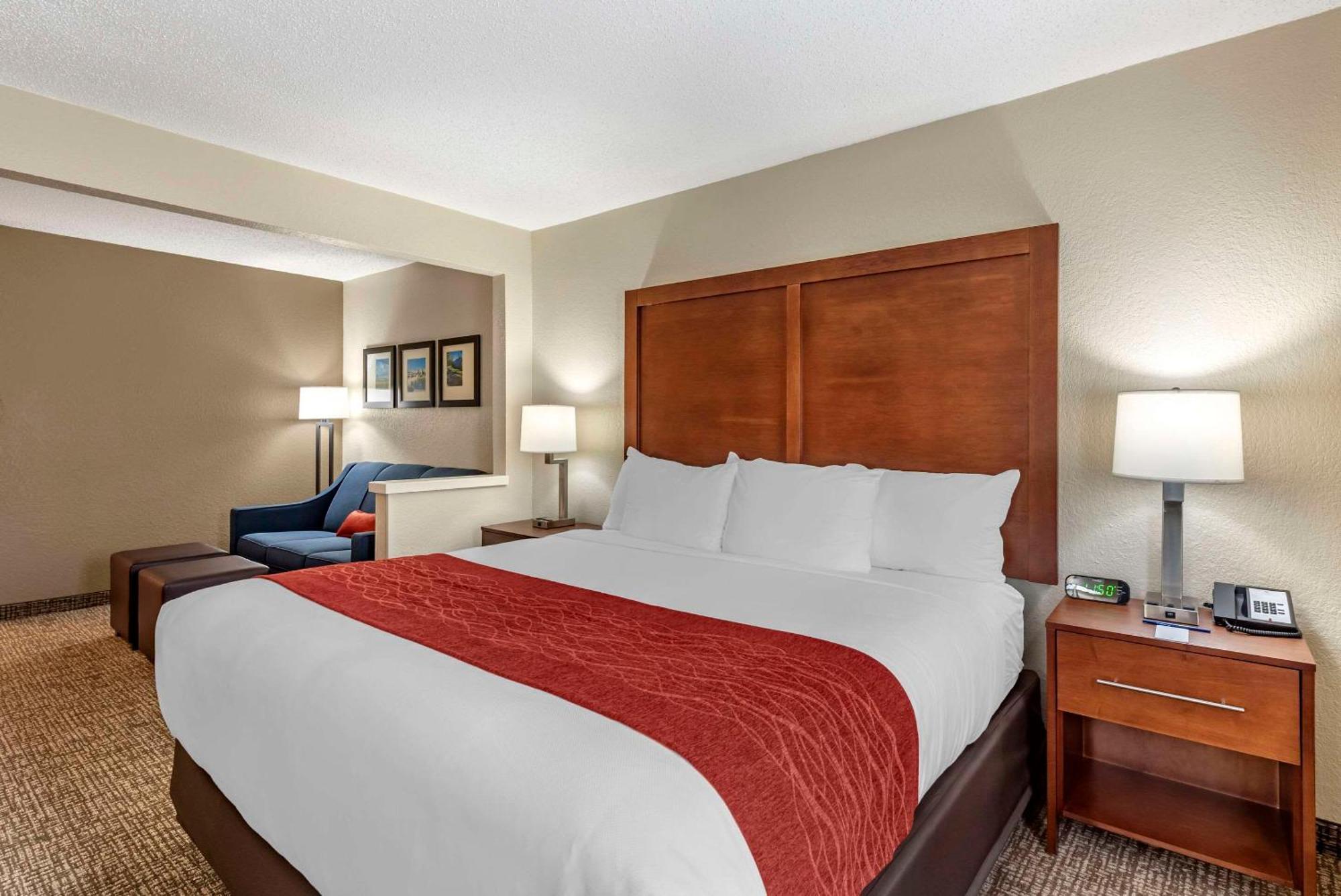 Comfort Inn & Suites Middletown - Franklin Экстерьер фото