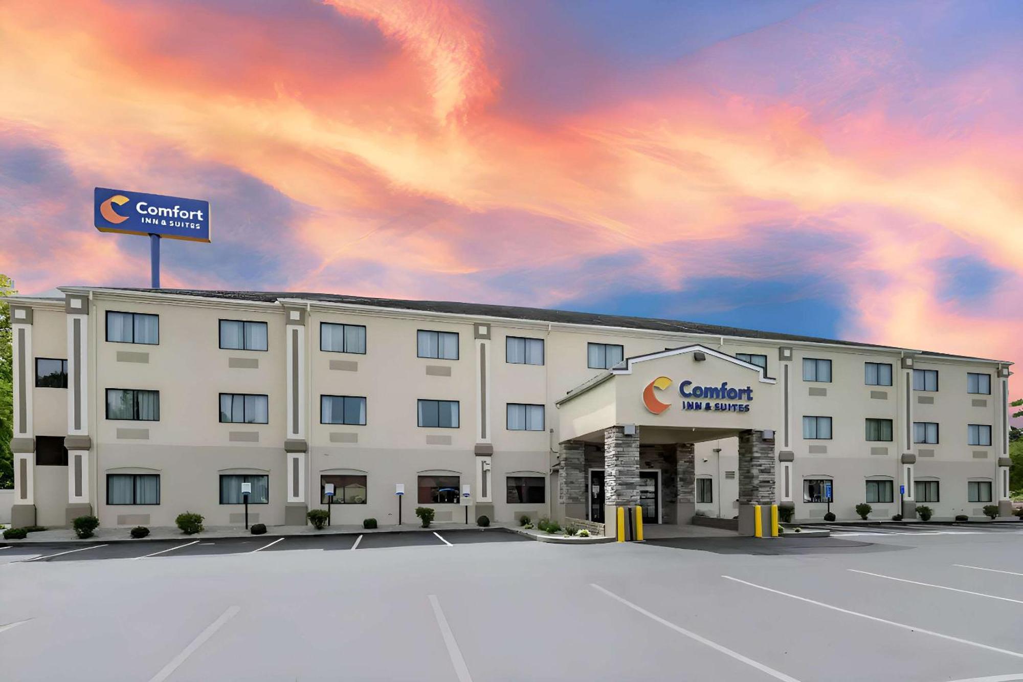Comfort Inn & Suites Middletown - Franklin Экстерьер фото