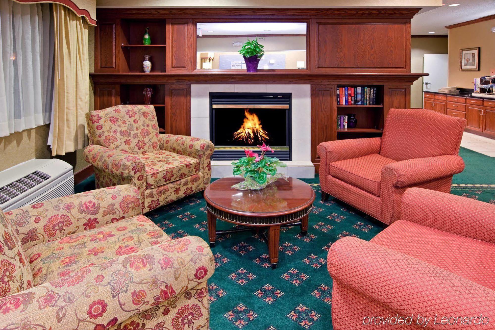 Comfort Inn & Suites Middletown - Franklin Экстерьер фото
